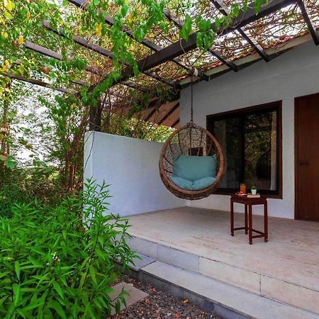 Wander Beyond By Stayvista - Featuring A Bali-Themed Abode And A Refreshing Swimming Pool Alībāg Exterior photo